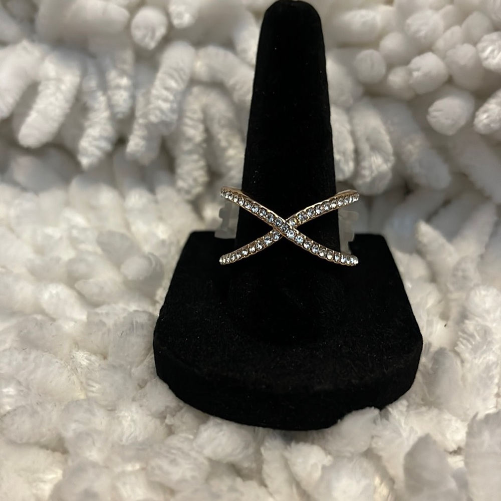 NEW IAM Fashion Crossover Ring